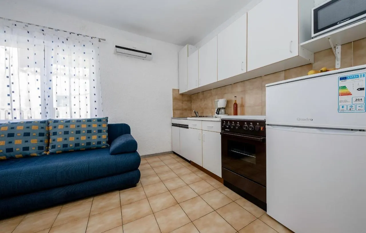 Apartments Korina 2866