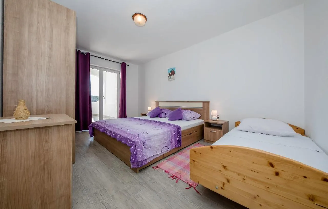 Apartments Korina 2866 Croatia