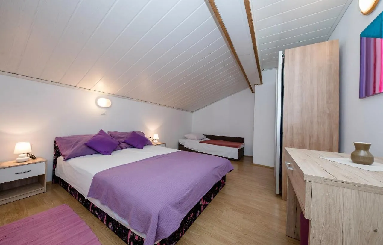 Apartments Korina 2866