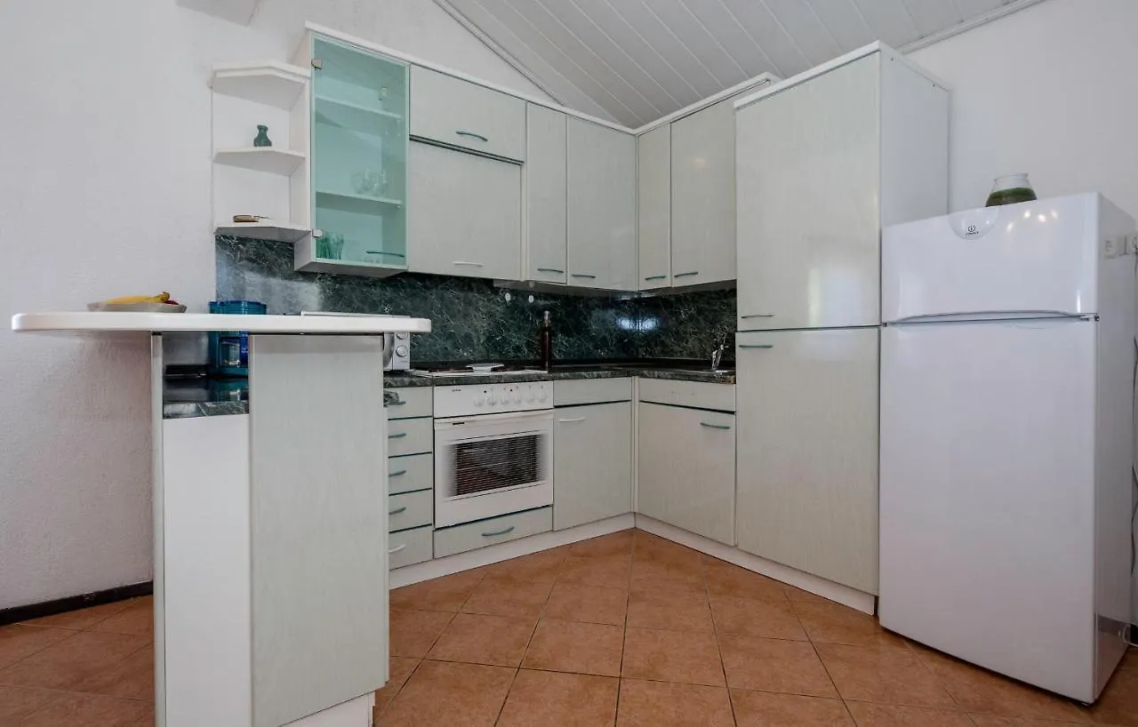 Apartments Korina 2866