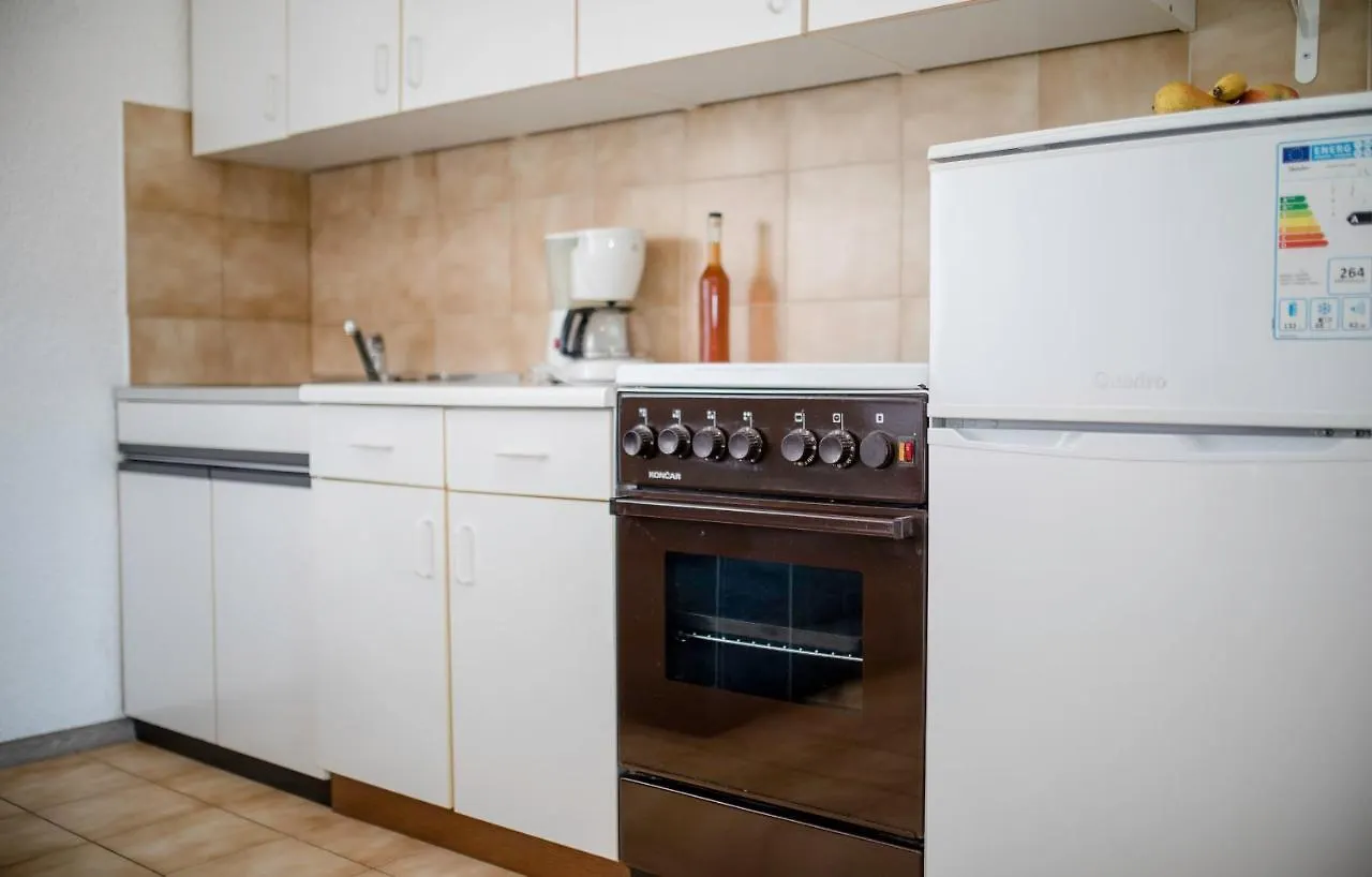 Apartments Korina 2866 Croatia